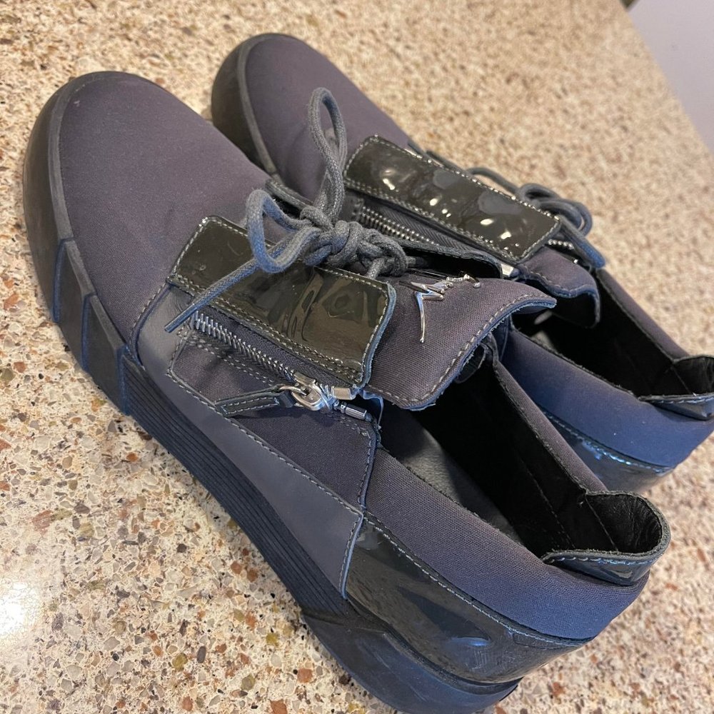 Giuseppe Zanotti - Picture 1 of 3
